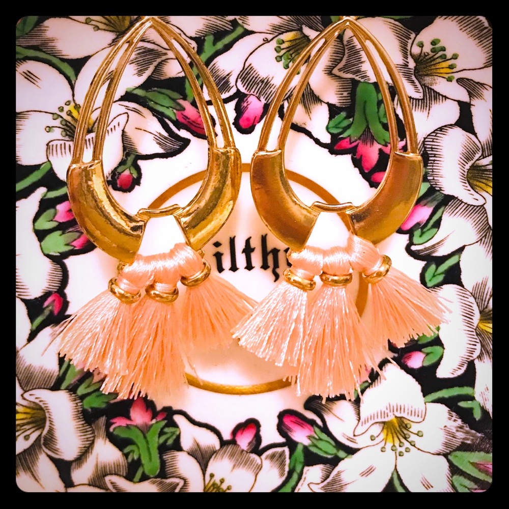 NEW Gold tassel earrings